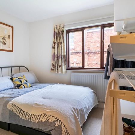 Pass The Keys Stunning 3 Bedroom Apt Leafy South Belfast With Lots Nearby Екстериор снимка